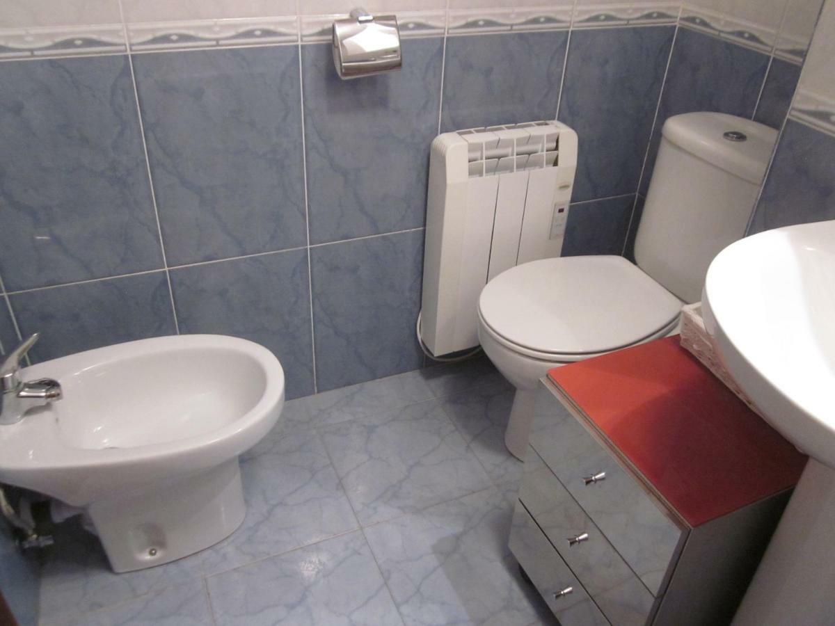 Ea Playa Montana45'Guggemhein A 200M Andando Playa Y Del Centro Pueblo Apartman Ea Kültér fotó