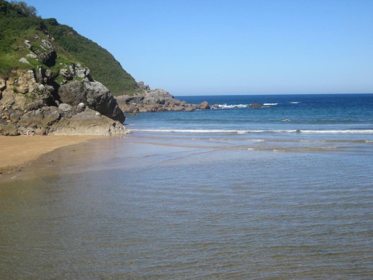 Ea Playa Montana45'Guggemhein A 200M Andando Playa Y Del Centro Pueblo Apartman Ea Kültér fotó